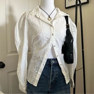 White Button up Shirt with Long Sleeves and Dress Shirt Collar